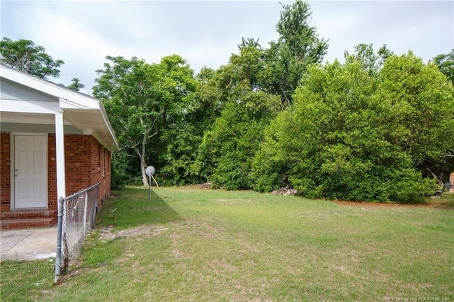 Building Photo - 912 Spellman Dr