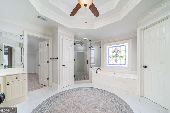 Building Photo - 9445 Stoney Ridge Ln
