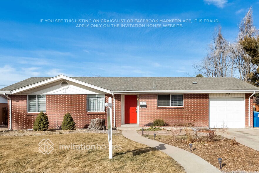 Primary Photo - 12043 E Arizona Dr