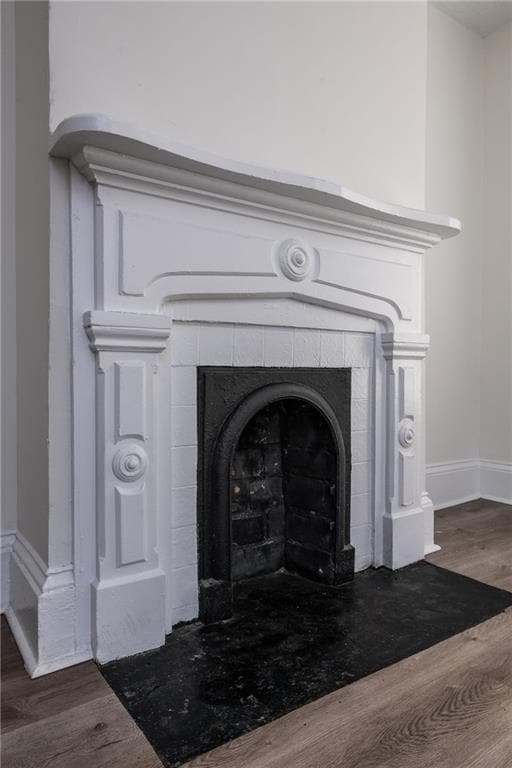Building Photo - 404 Paines Ave NW