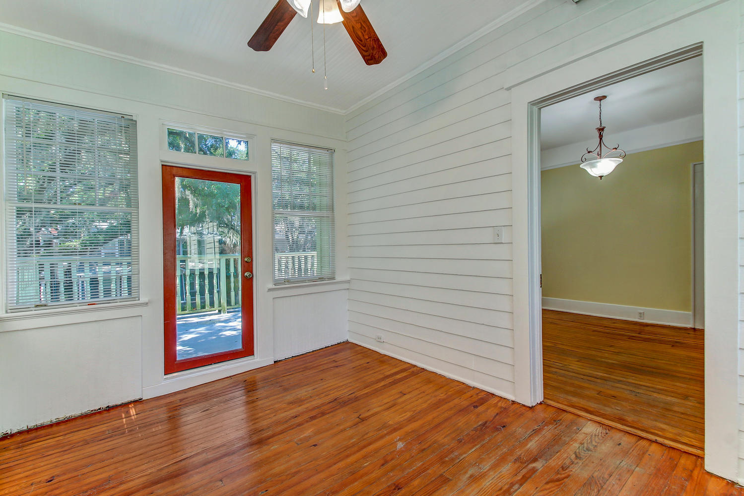 Building Photo - 526 E 37th St