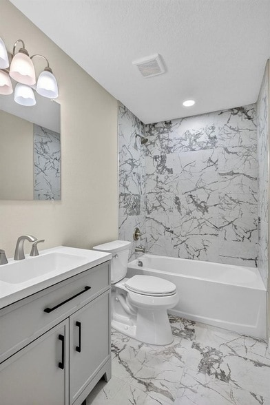 Building Photo - 1503 8th Ave E