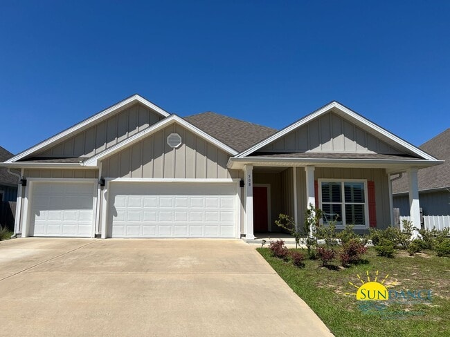 Building Photo - 4-Bedroom SOLAR ENERGY Home in Shoal River Landing!