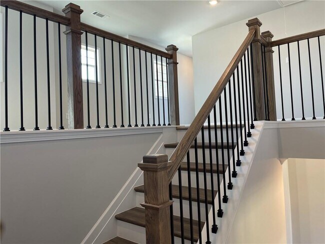 Building Photo - 764 Henson Farm Dr