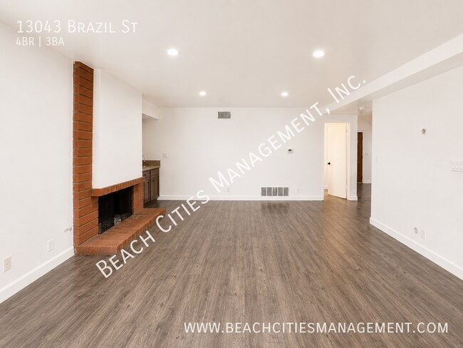 Building Photo - 13043 Brazil St