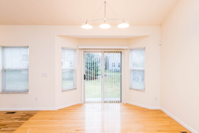 Building Photo - 6382 Morrisey Pl