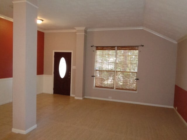 Building Photo - 30002 Saw Oaks Dr