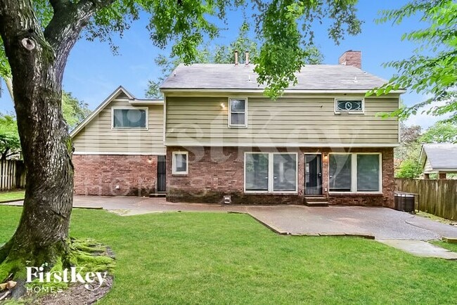Building Photo - 6889 S Hedgewall Cir