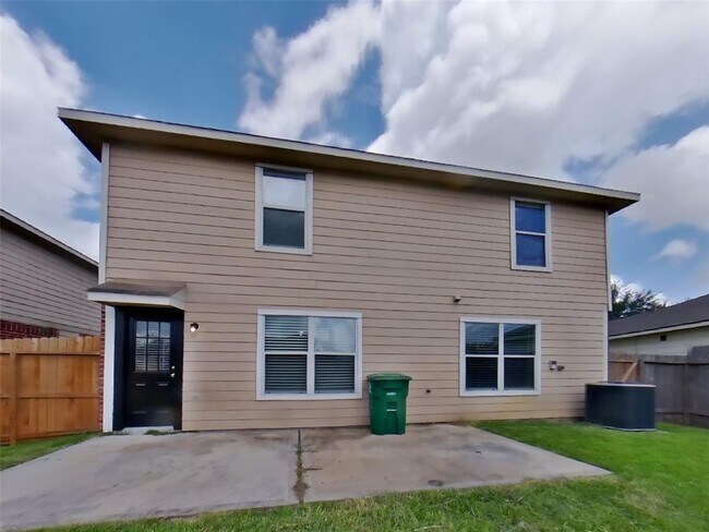 Building Photo - 12638 Burdine St