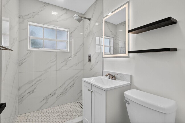 Building Photo - 40 NW 68th St