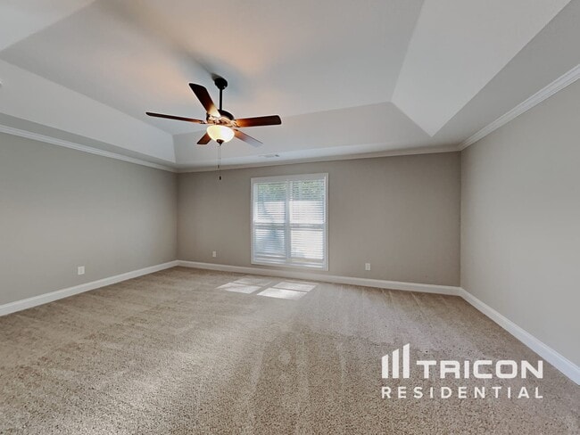 Building Photo - 487 Kinsley Wy