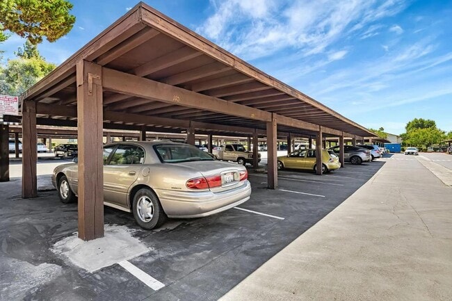 Building Photo - 247 N Capitol Ave