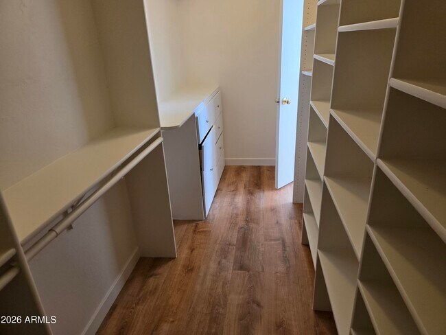 Building Photo - 2609 W Canyon Crest Cir