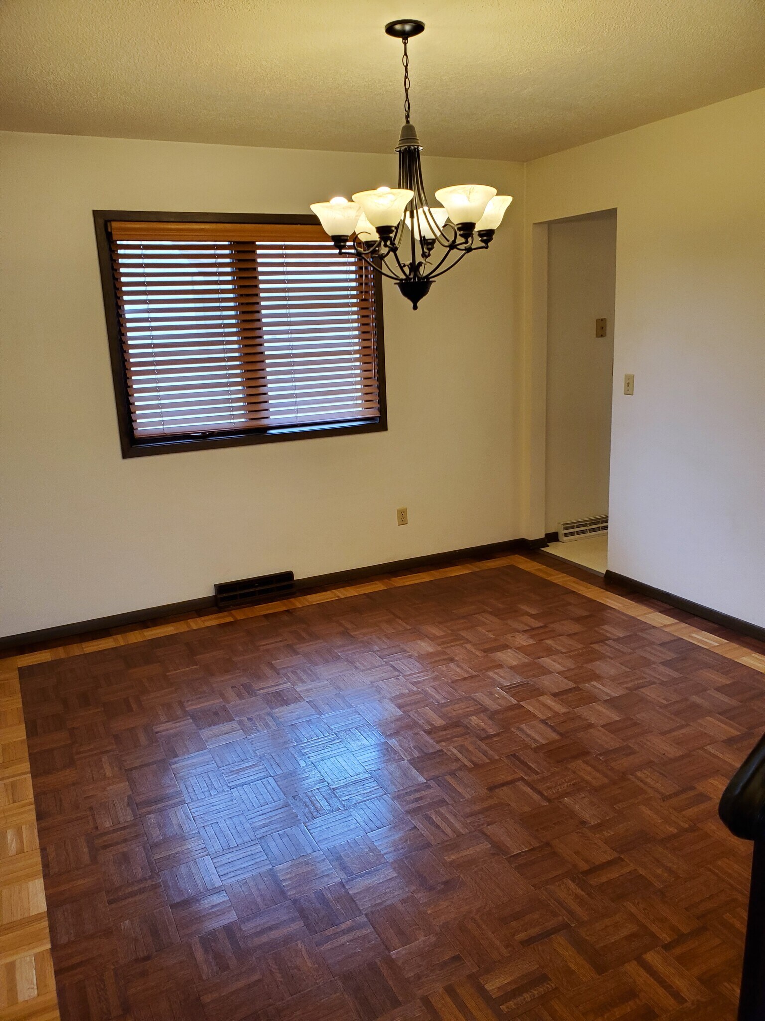 Dining room - 1106 Oleson Rd