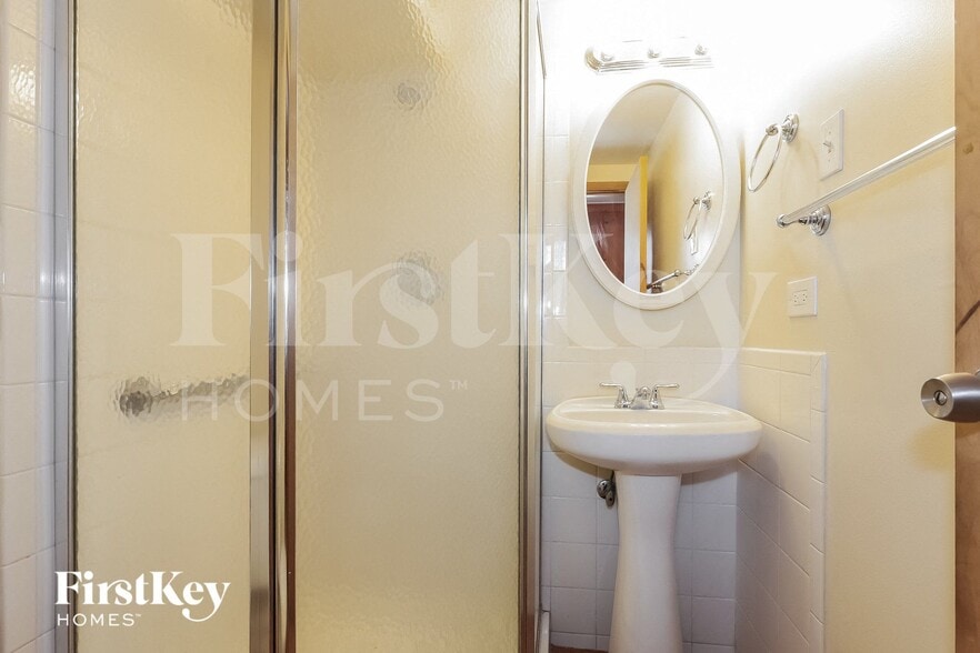 Building Photo - 3815 212th Pl