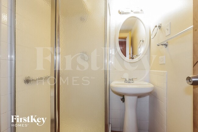 Building Photo - 3815 212th Pl