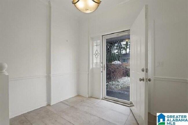 Building Photo - 2106 Montreat Pkwy