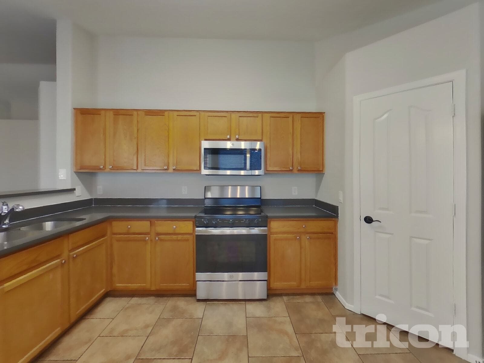 Building Photo - 4314 S Emery St