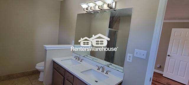 Building Photo - 4745 King Saul Dr