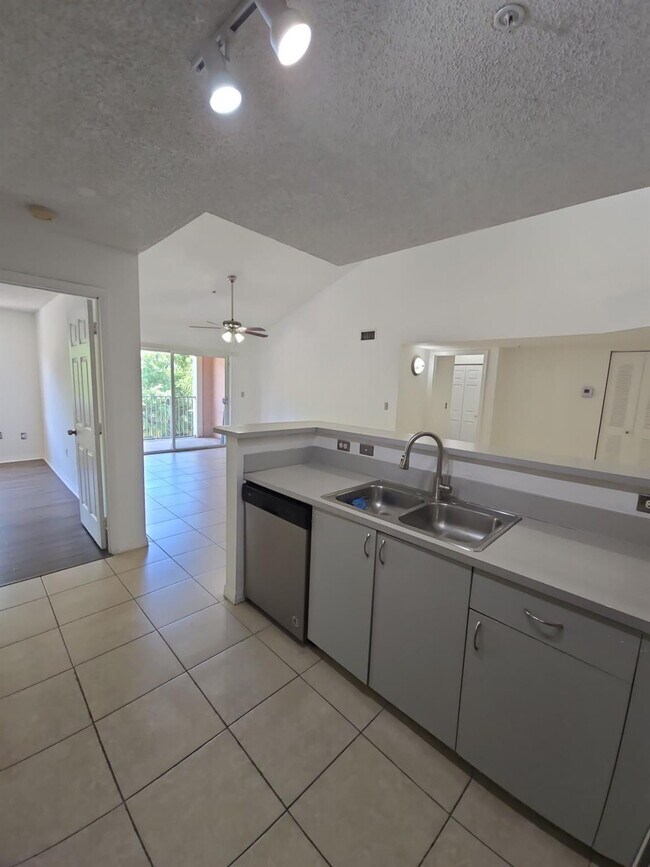 Building Photo - 12172 St.Andrews Pl