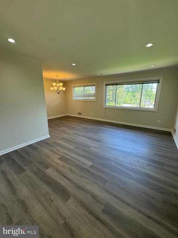 Building Photo - 7716 Bristow Dr