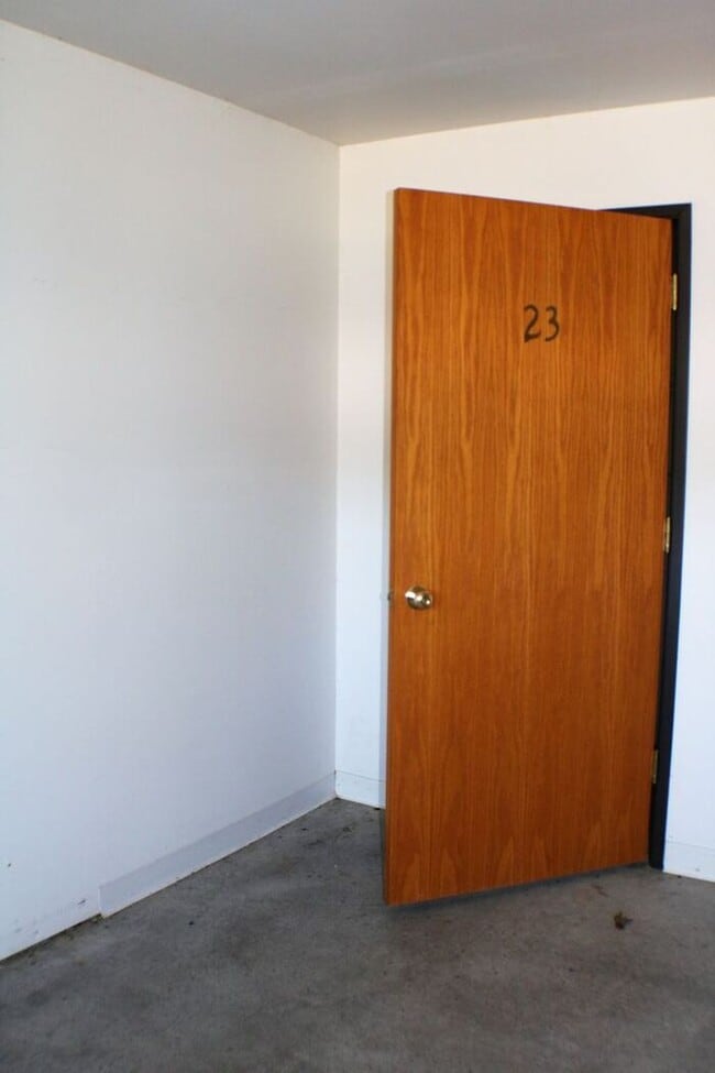 Building Photo - $1,215 | 2 Bedroom, 2 Bathroom CONDO | Designed for Ages 55+ | PET Friendly* | Available for Nove...