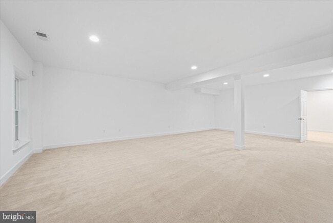 Building Photo - 8901 Hargrove Ct