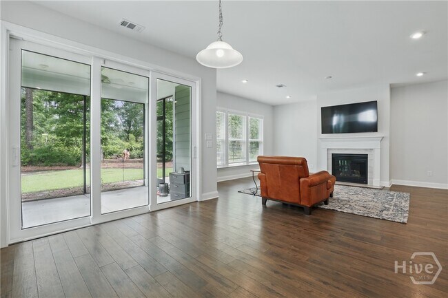 Building Photo - 29 Franklin Cut