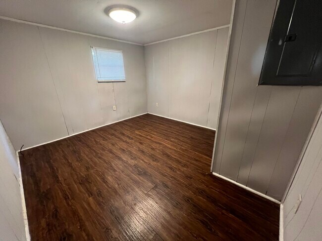 Building Photo - 202 Hallelujah Ln