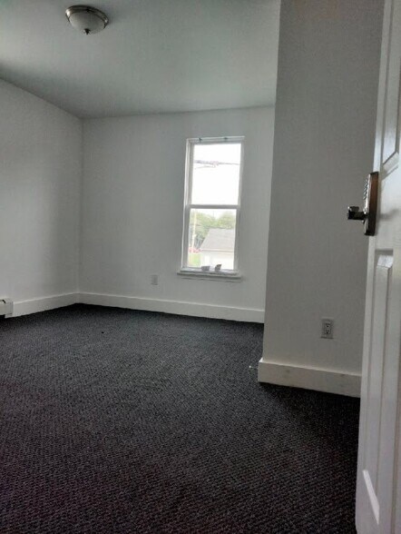 Building Photo - 1028 Monocacy St