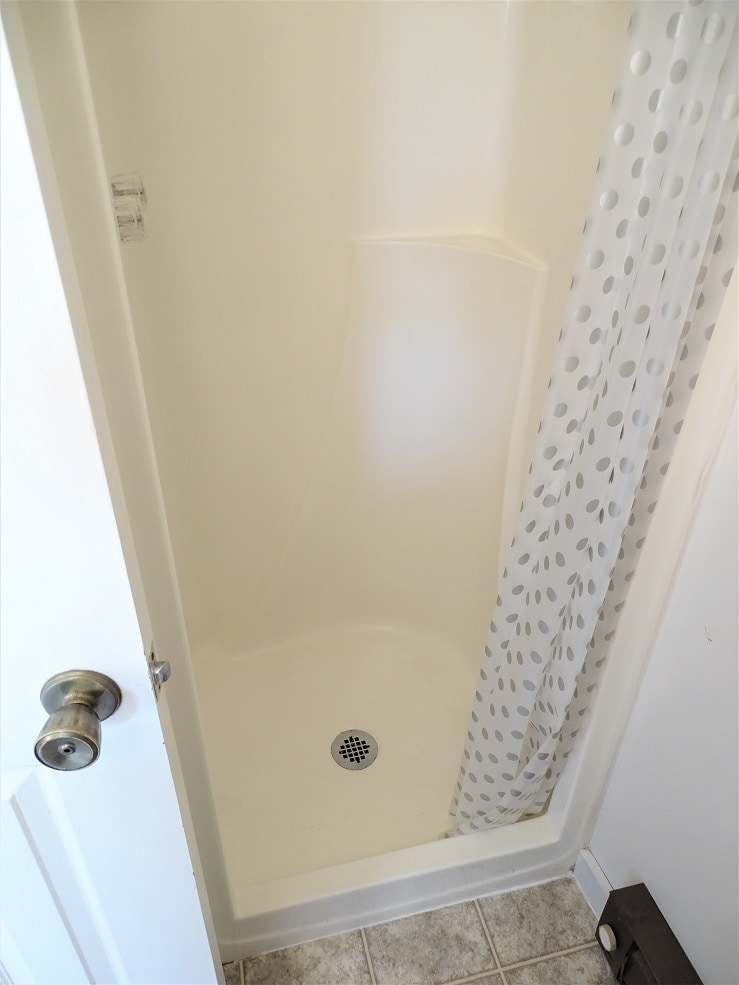 Building Photo - 215 W Main St