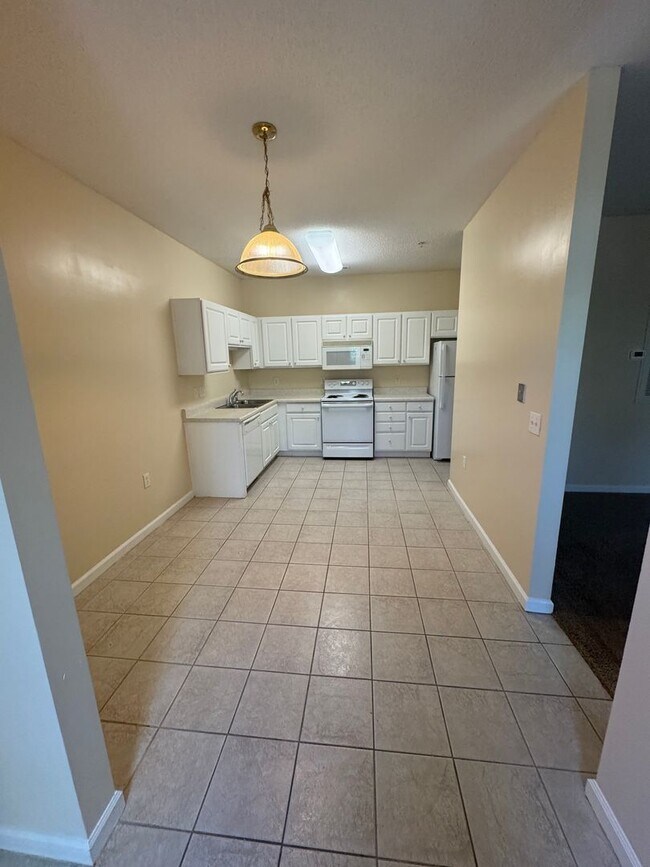 Building Photo - 2520 Friedland Pl