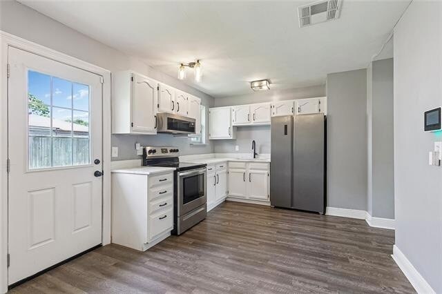 Building Photo - 1536 Redwood Dr