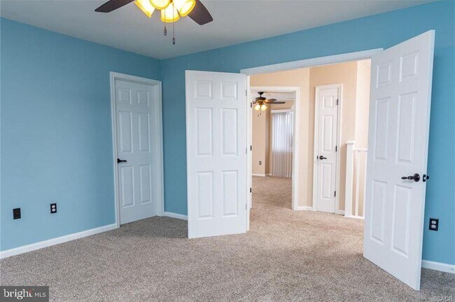 Building Photo - 117 Lakeside Dr