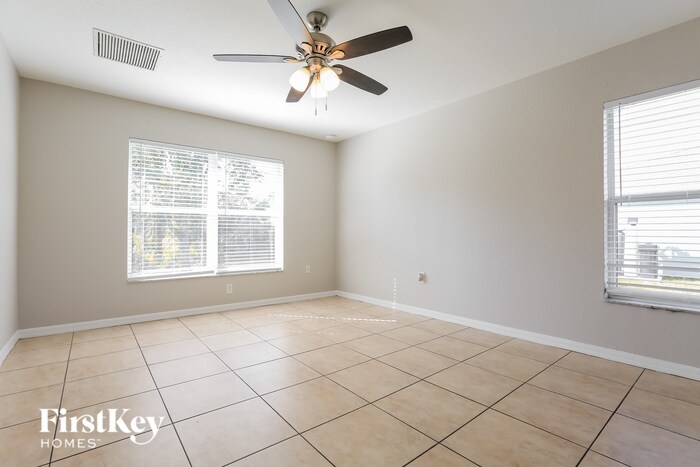 Building Photo - 2925 Silas Ave