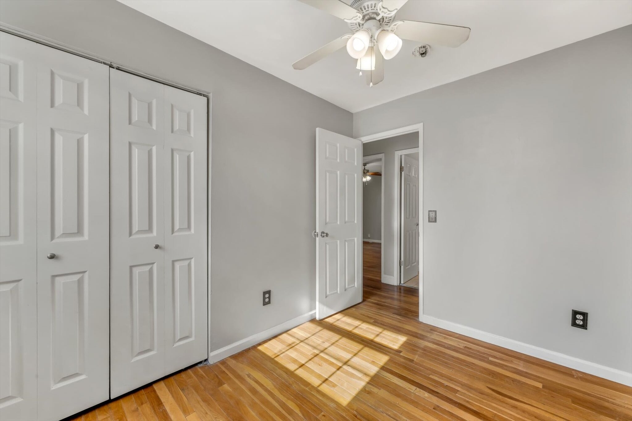 Building Photo - 1449 Coachway Ln