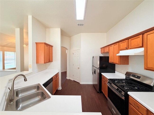 Building Photo - 124 Estate Cove
