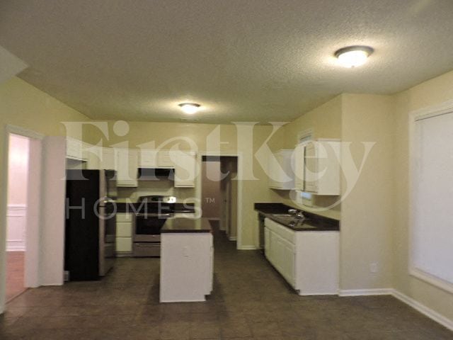 Building Photo - 8554 Mill Farm Cove