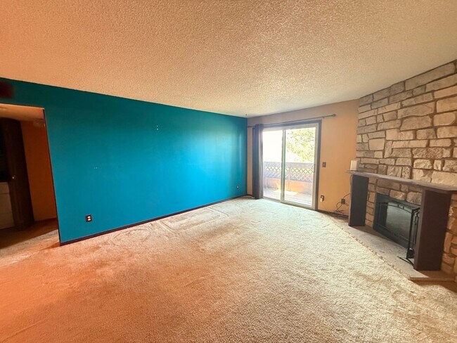 Building Photo - Green Mountain Condo with Scenic Views & Trail Access
