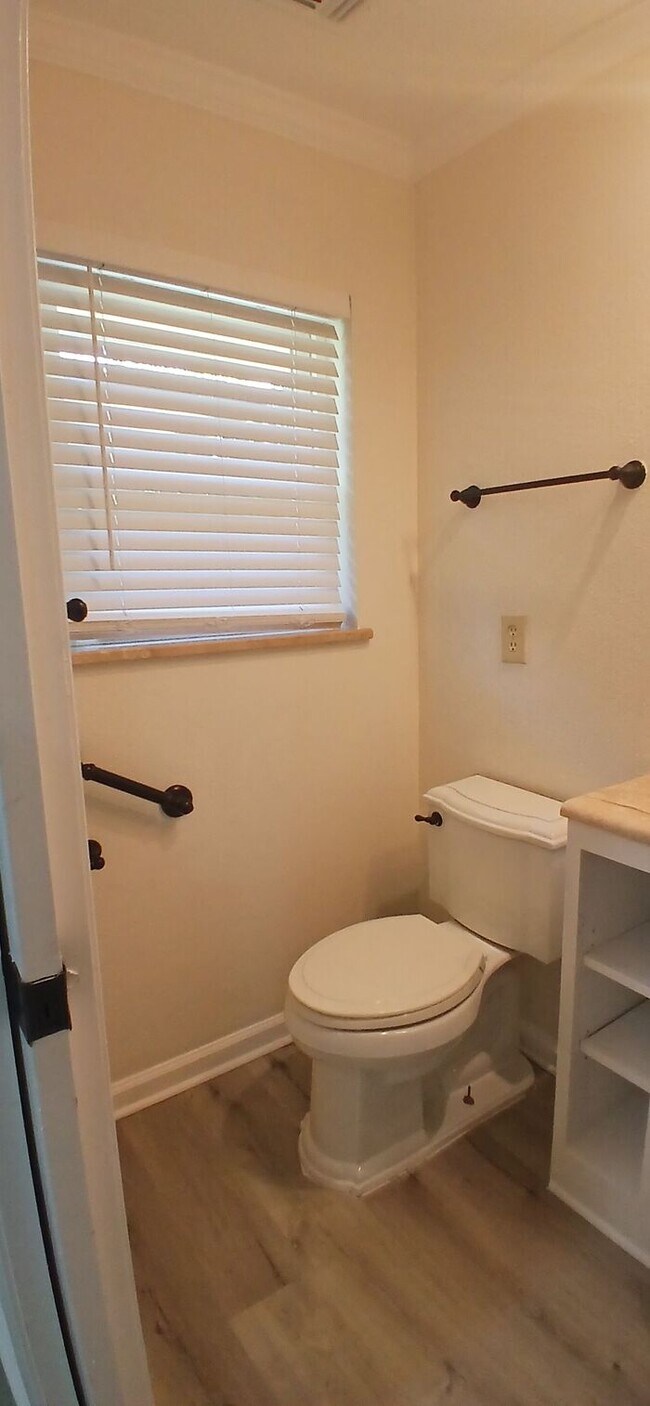 Building Photo - Beautiful 3 beds 2 baths in Grand Prairie!