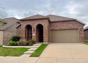 Building Photo - 1309 Swan Trl