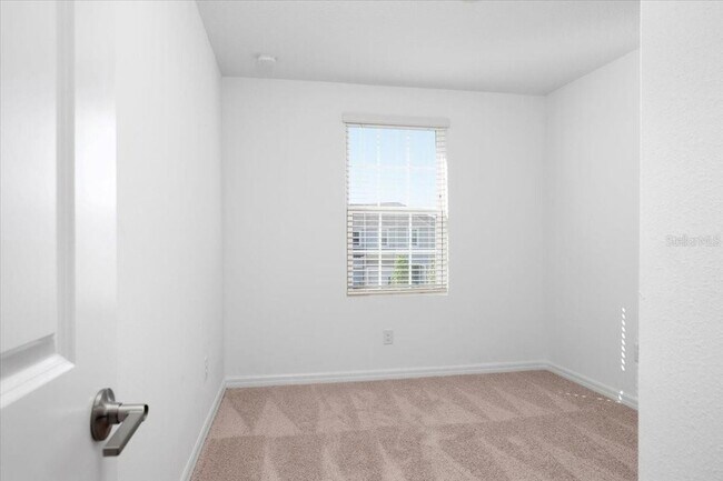 Building Photo - 5756 Haven Ter