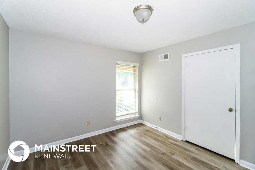 Building Photo - 7147 Hillshire Dr