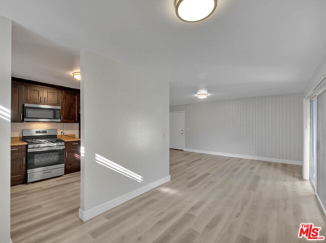 Building Photo - 4822 Hollow Corner Rd