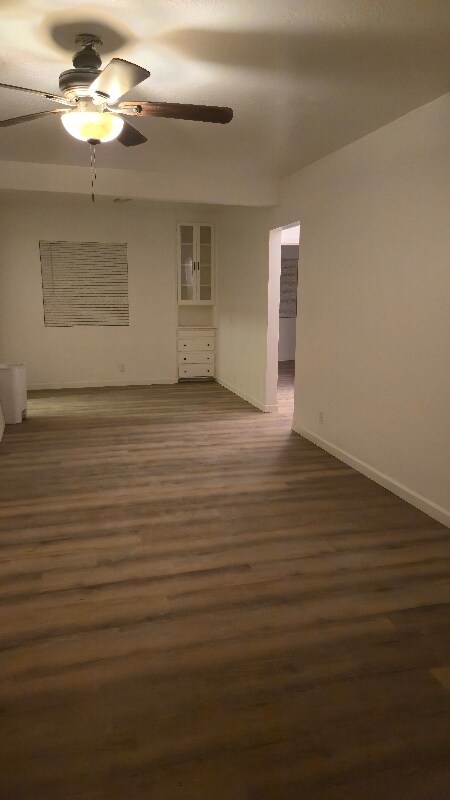 Building Photo - 725 31st St