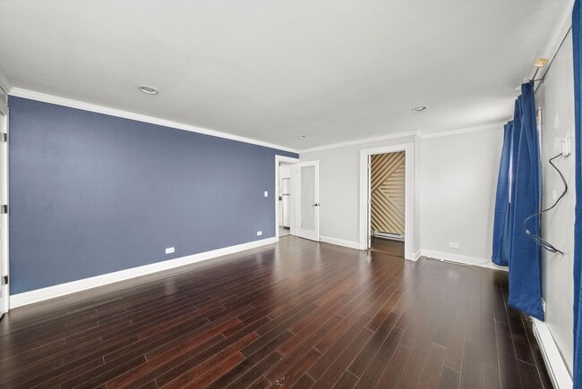 Building Photo - 4223 W 82nd St