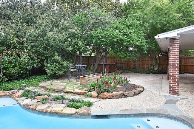 Building Photo - 19810 Emerald Leaf Dr