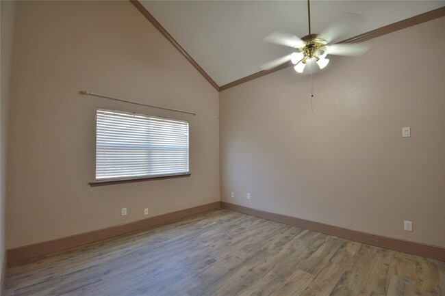 Building Photo - 11315 Waxwood Dr
