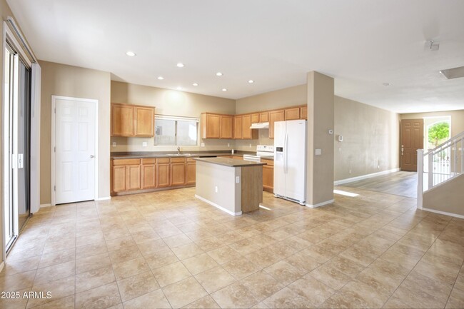 Building Photo - 18515 W Sunbelt Dr