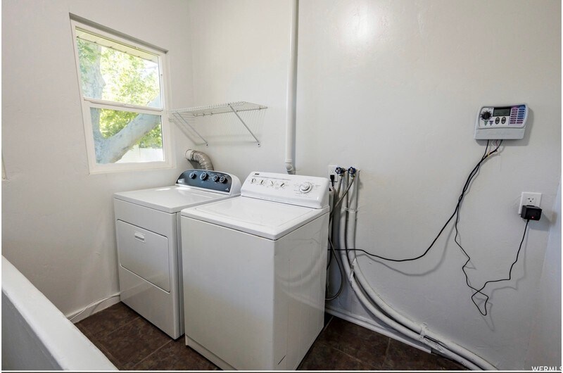 Building Photo - 254 S 1100 W